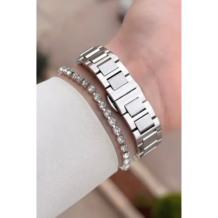Gümüş Renk Hediye Paketli 30 Mm Kadın Kol Saati ve Bileklik