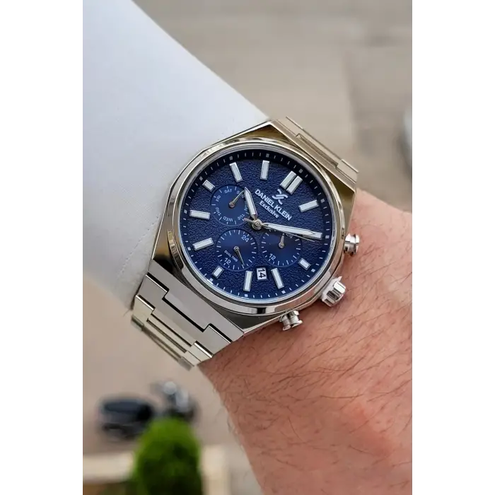 Kadranı Lacivert Kordonu Gümüş Renk 43 mm Erkek Kol Saati