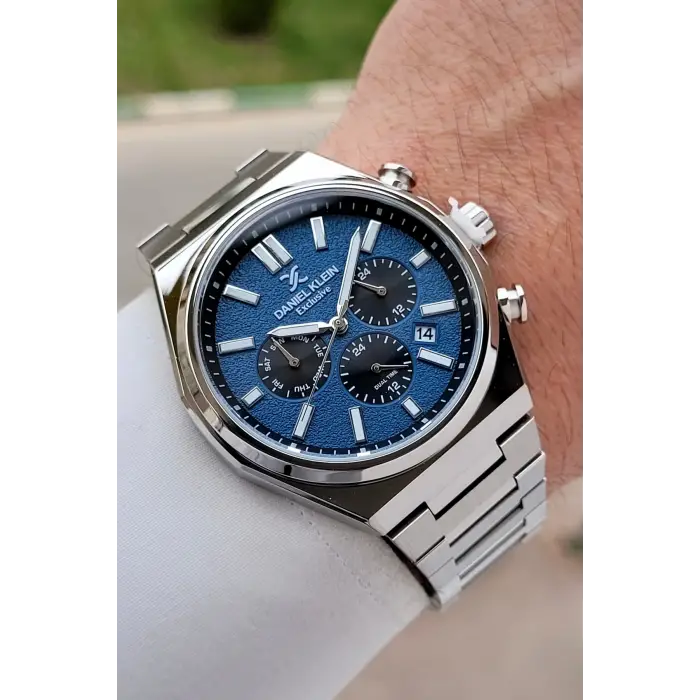 Kadranı Mavi Kordonu Gümüş Renk 43 mm Erkek Kol Saati