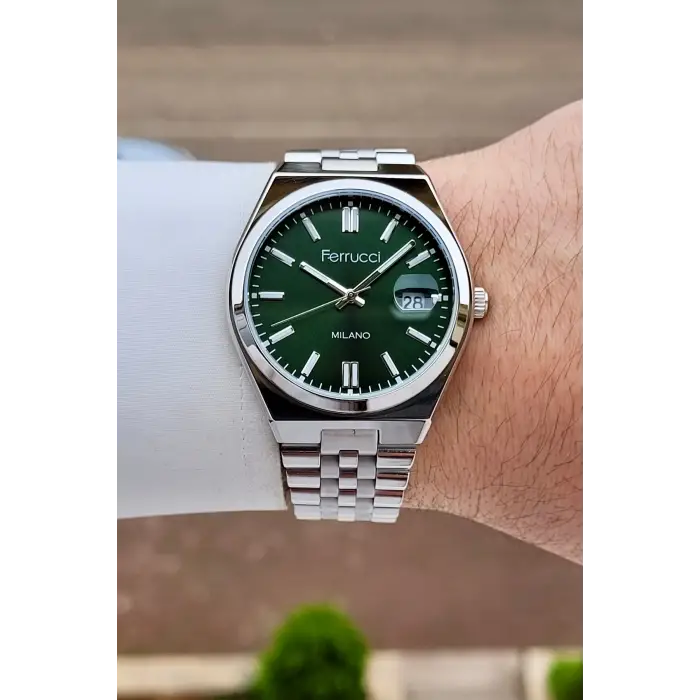 Kadranı Yeşil Kordonu Gümüş Renk 40 Mm Erkek Kol Saati