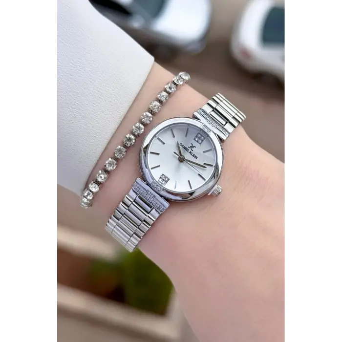 Gümüş Renk 26 Mm Kadın Kol Saati ve Bileklik