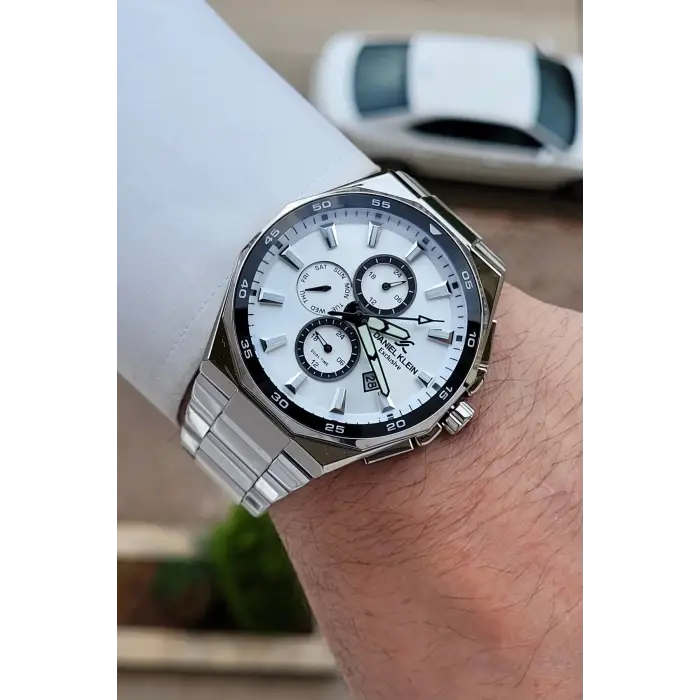 Gümüş Renk 43,5 Mm Erkek Kol Saati