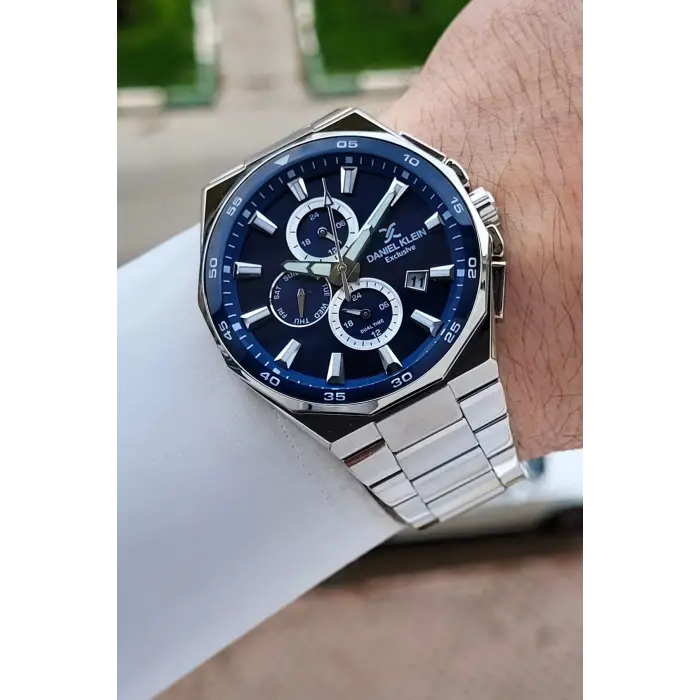 Kadranı Lacivert Kordonu Gümüş Renk 43,5 Mm Erkek Kol Saati