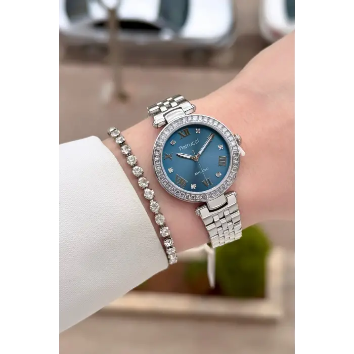 Kadranı Mavi Kordonu Gümüş Renk Kadın 30 Mm Kadın Kol Saati ve Hediye Bileklik