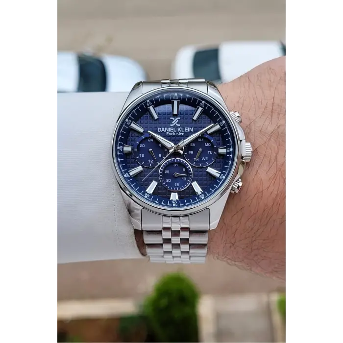 Kadranı Lacivert Kordonu Gümüş Renk 43 mm Erkek Kol Saati