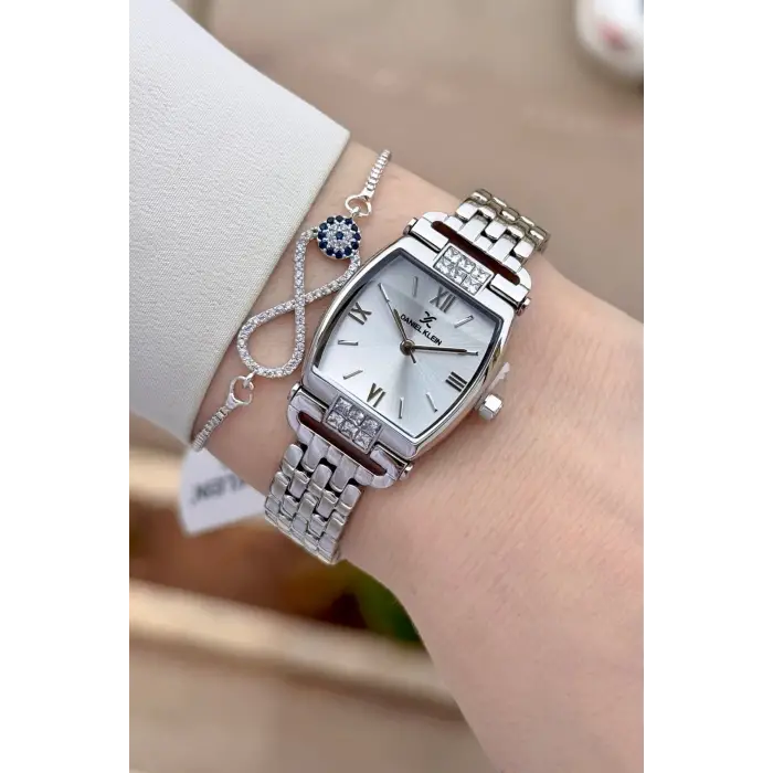 Gümüş Renk 24 mm Hediye Paketli Kadın Kol Saati