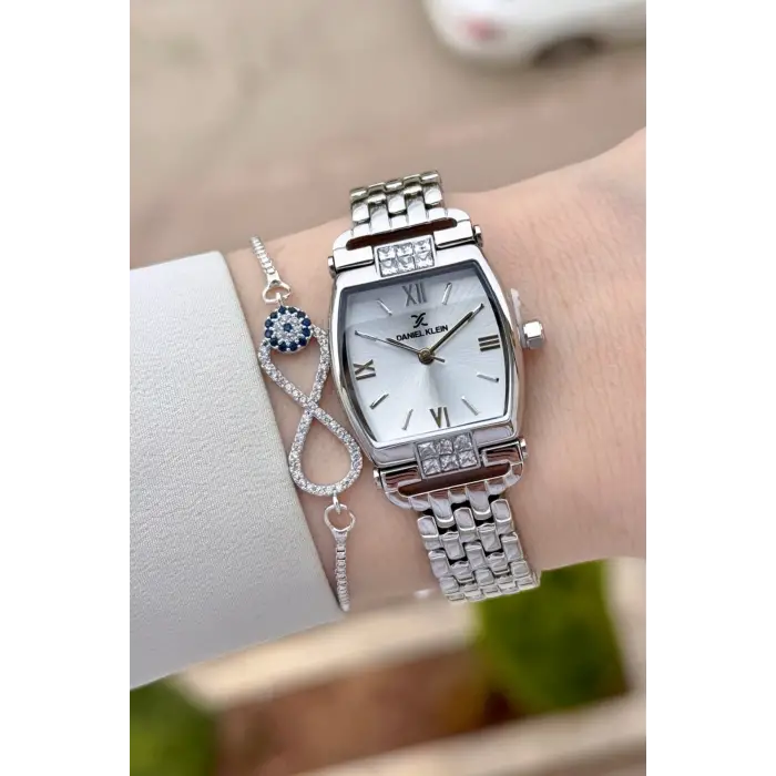 Gümüş Renk 24 mm Hediye Paketli Kadın Kol Saati
