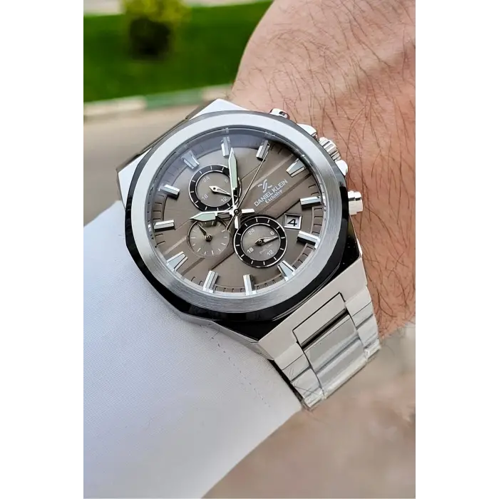 Kadranı Kahverengi Kordonu Gümüş Renk 44 Mm İç Göstergeleri Aktif Erkek Kol Saati