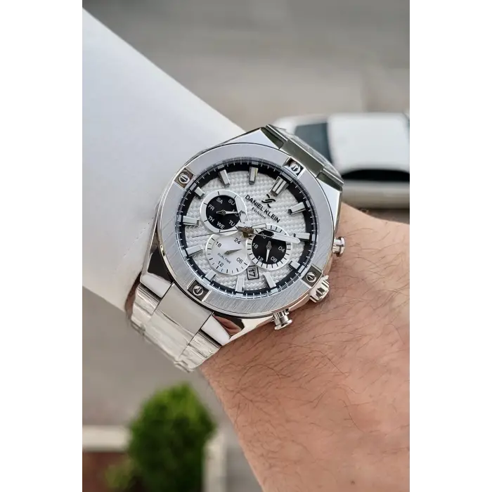 Gümüş Renk 46,5 Mm Hediye Paketli Erkek Kol Saati