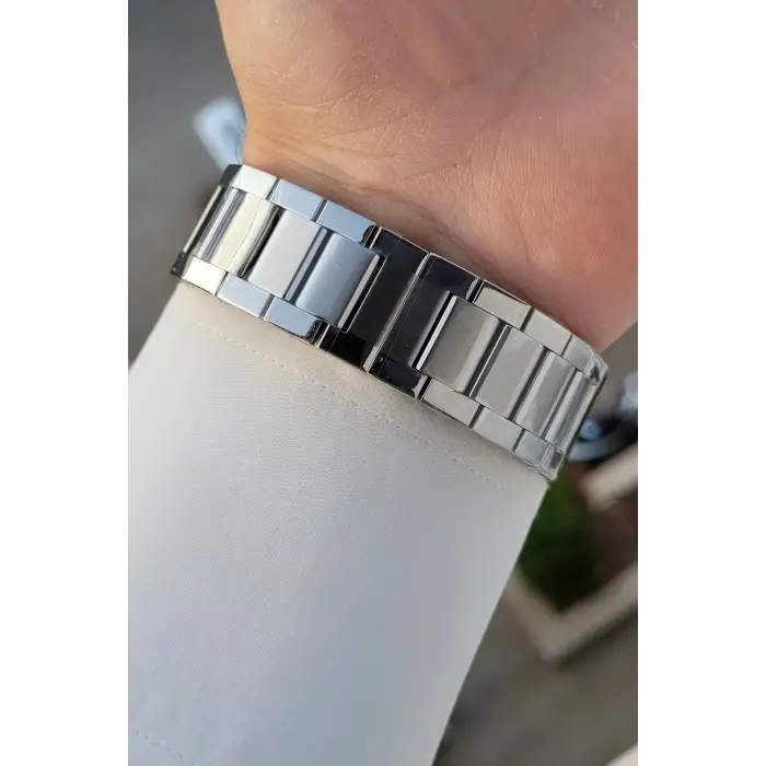 Kadranı Siyah Kordonu Gümüş Renk Takvimli Hediye Paketli Erkek Kol Saati