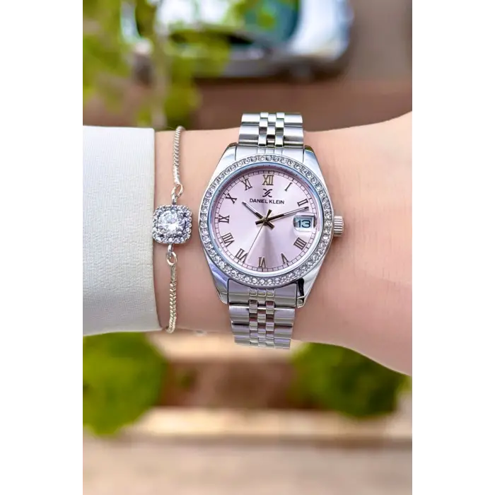 Kadranı Pembe Kordonu Gümüş Renk 33 Mm Kadın Kol Saati