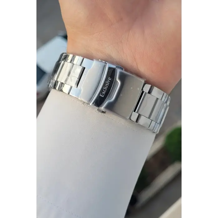 Kadranı Lacivert Kordonu Gümüş Renk 46,5 Mm Hediye Paketli Erkek Kol Saati
