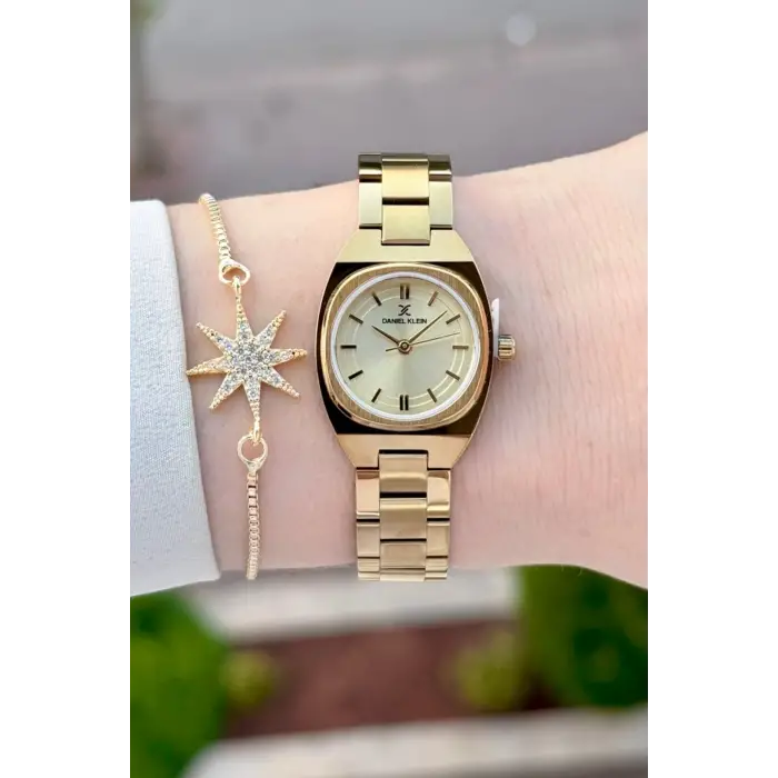 Kadranı Sarı Kordonu Gold Renk Hediye Paketli 22,5 Mm Kadın Kol Saati