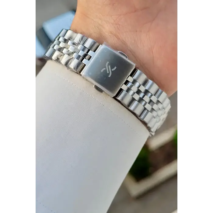 Kadranı Siyah Kordonu Gümüş Renk 39 Mm Hediye Paketli Erkek Kol Saati