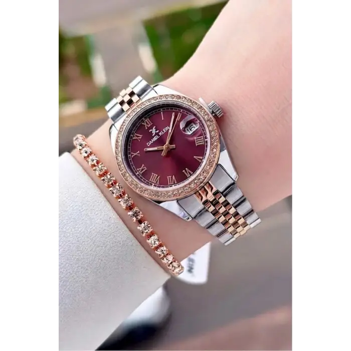 Kadranı Bordo Kordonu Rose Gümüş Renk 32,5 mm Takvimli Kadın Kol Saati ve Bileklik