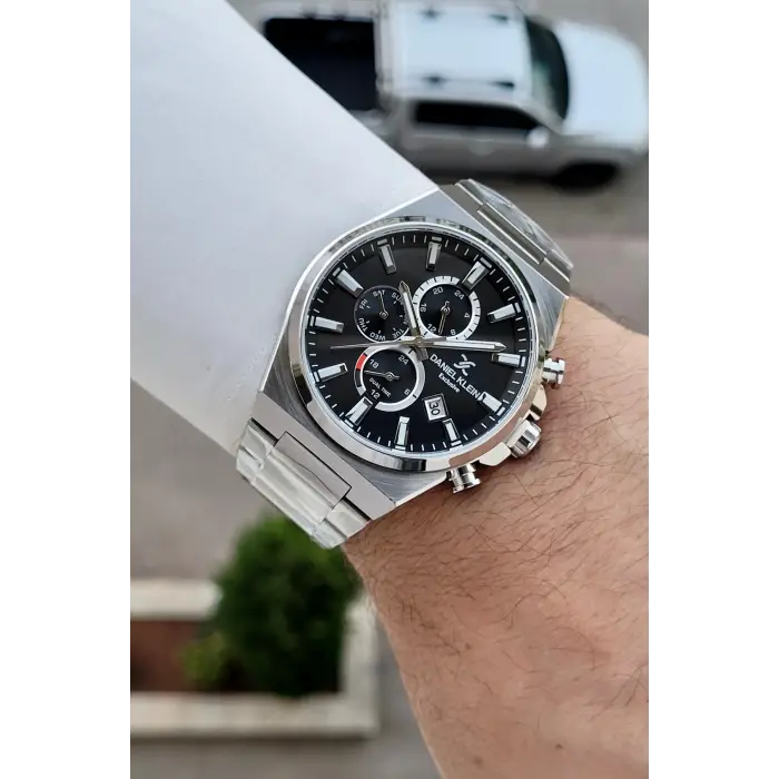 Kadranı Siyah Kordonu Gümüş Renk Hediye Paketli 44 Mm Erkek Kol Saati