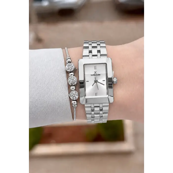 Gümüş Renk Hediye Paketli 22 Mm Kadın Kol Saati ve Bileklik ve Bileklik
