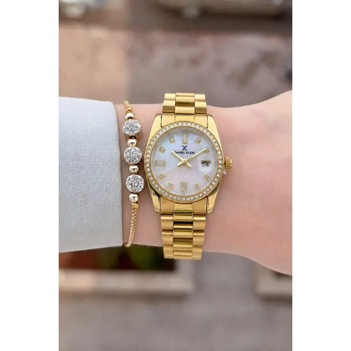 Gold Renk 28 Mm Kadın Kol Saati ve Bileklik