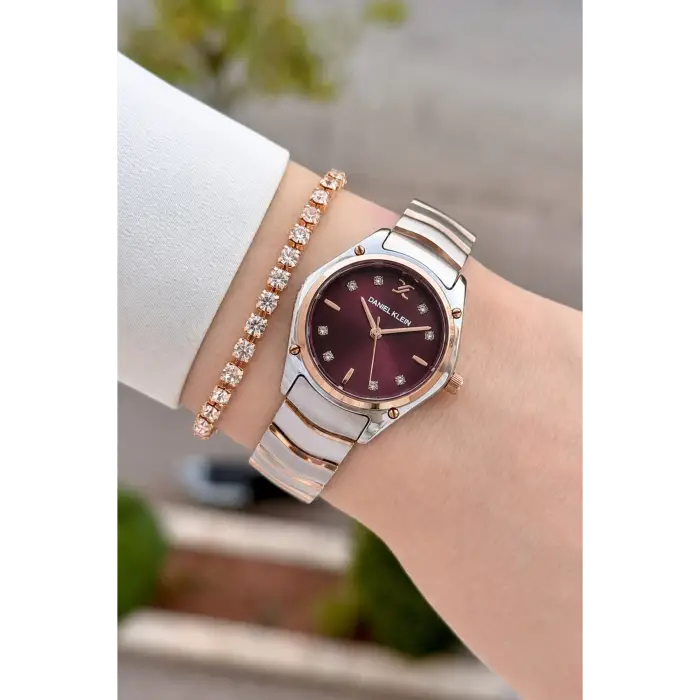 Kadranı Bordo Kordonu Rose Gümüş Renk 30 mm Hediye Paketli Kadın Kol Saati