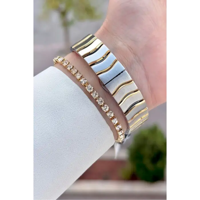 Gold Gümüş Renk 30 mm Hediye Paketli Kadın Kol Saati