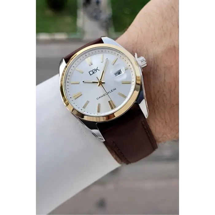 Kasası Gümüş Gold Kordonu Kahverengi Renk 42 Mm Takvimli Hediye Paketli Erkek Kol Saati
