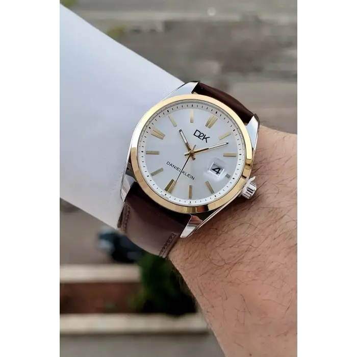 Kasası Gümüş Gold Kordonu Kahverengi Renk 42 Mm Takvimli Hediye Paketli Erkek Kol Saati