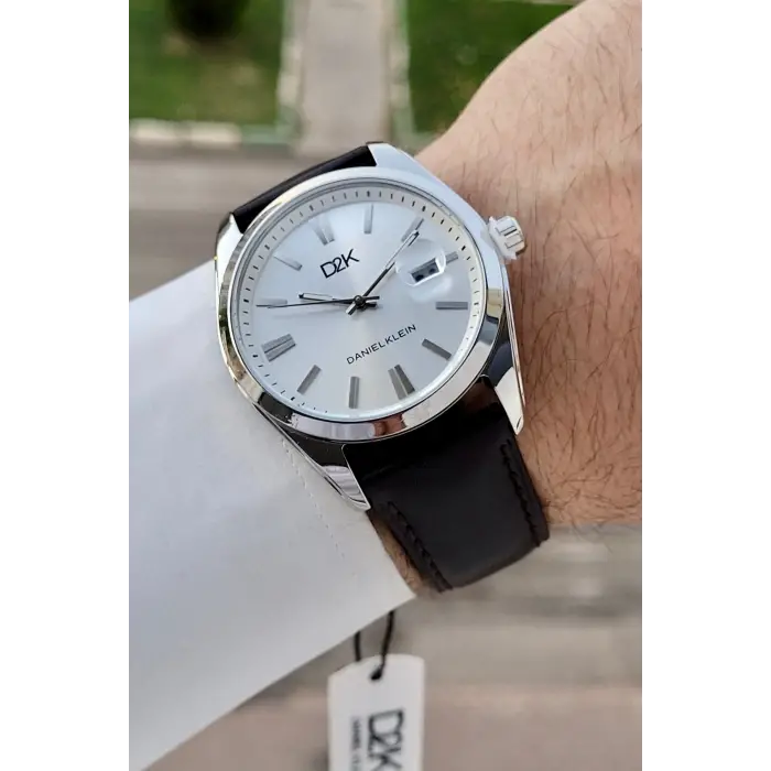 Gümüş Renk 42 Mm Takvimli Hediye Paketli Erkek Kol Saati
