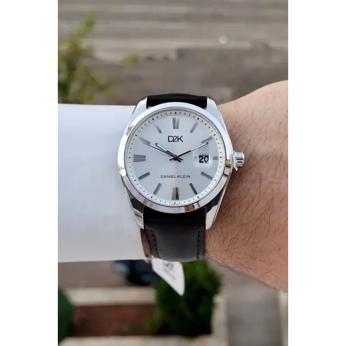 Gümüş Renk 42 Mm Takvimli Hediye Paketli Erkek Kol Saati