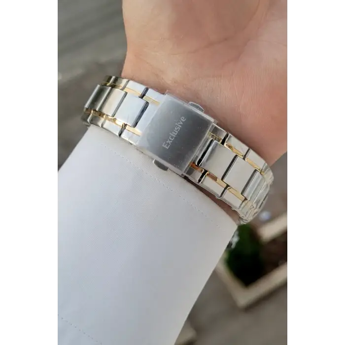 Kadranı Yeşil Kordonu Gold Gümüş Renk 43 Mm İç Göstergeleri Aktif Hediye Paketli Erkek Kol Saati