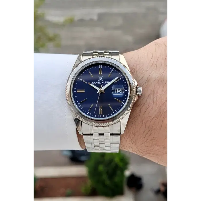 Kadranı Lacivert Kordonu Gümüş Renk 41 Mm 5 ATM Takvimli Hediye Paketli Erkek Kol Saati