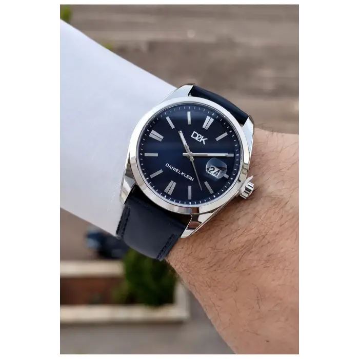 Kasası Gümüş Kordonu Lacivert Renk 42 Mm Takvimli Hediye Paketli Erkek Kol Saati
