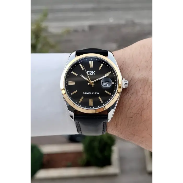 Kasası Gümüş Gold Kordonu Siyah Renk 42 Mm Takvimli Hediye Paketli Erkek Kol Saati