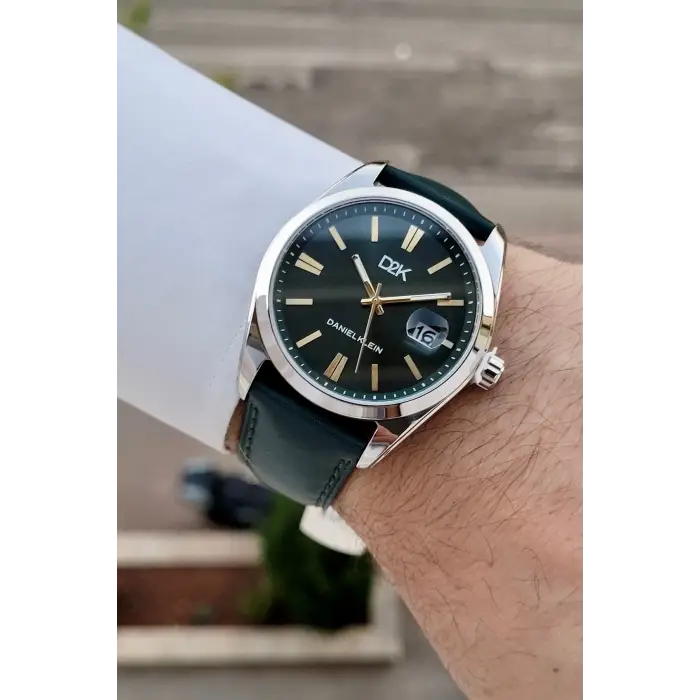 Kasası Gümüş Kordonu Yeşil Renk 42 Mm Takvimli Hediye Paketli Erkek Kol Saati