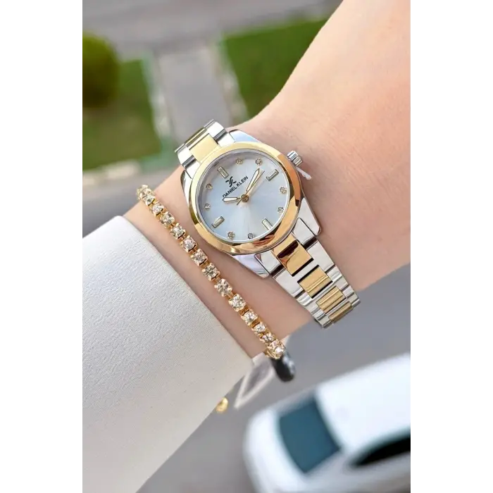 Gold Gümüş Renk 28 Mm Hediye Paketli Kadın Kol Saati