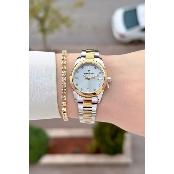 Gold Gümüş Renk 28 Mm Hediye Paketli Kadın Kol Saati