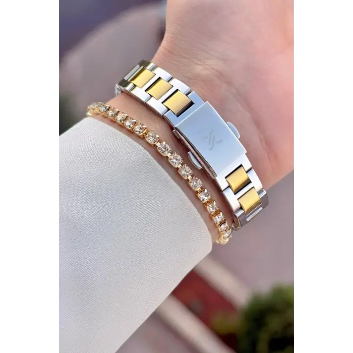 Gold Gümüş Renk 28 Mm Hediye Paketli Kadın Kol Saati