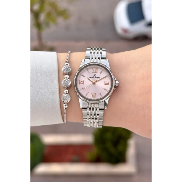 Kadranı Pembe Kordonu Gümüş Renk 28 Mm Hediye Paketli Kadın Kol Saati