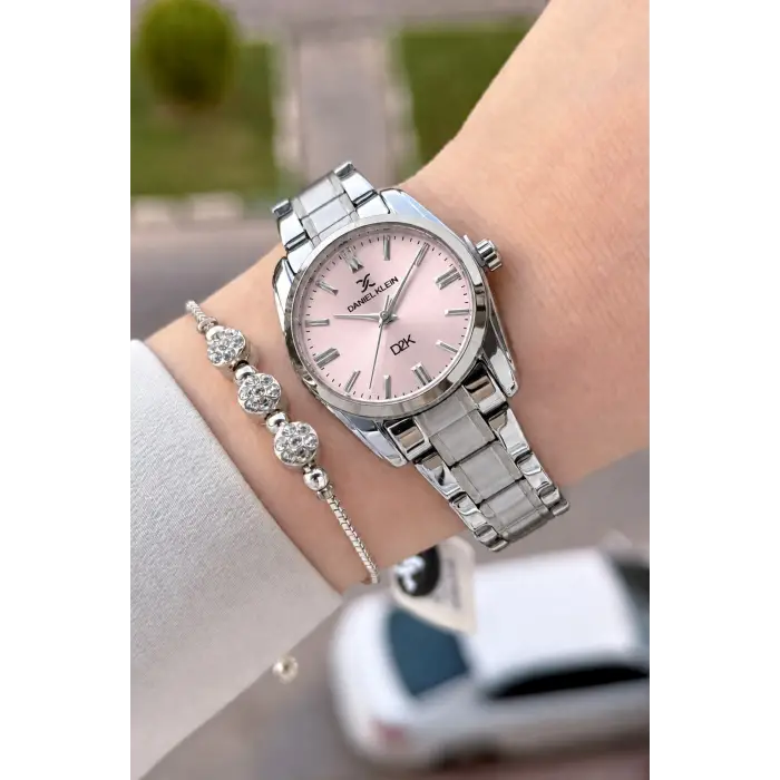 Kadranı Pembe Kordonu Gümüş Renk 30 Mm Hediye Paketli Kadın Kol Saati