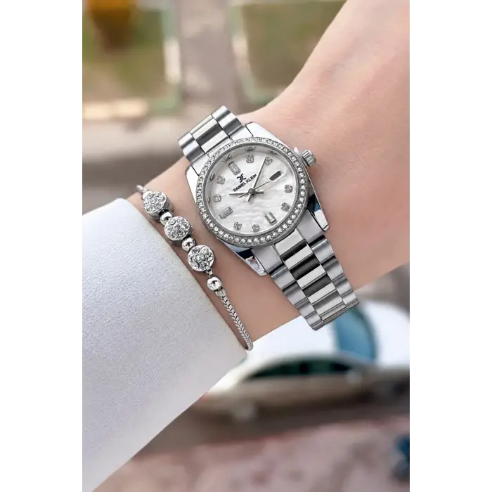Gümüş Renk 28 Mm Kadın Kol Saati ve Bileklik