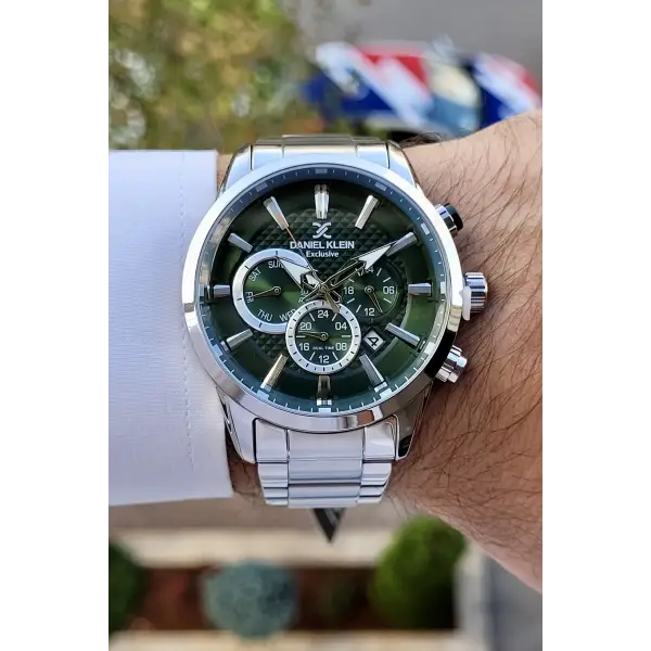 Daniel Klein DKISTE781 Kadranı Yeşil Renk İç Göstergeleri Aktif Erkek Kol Saati