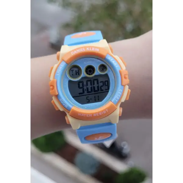 Daniel Klein DKISTE823 Çok Renkli 6 Farklı Işıklı 5 Atm Çocuk Kol Saati