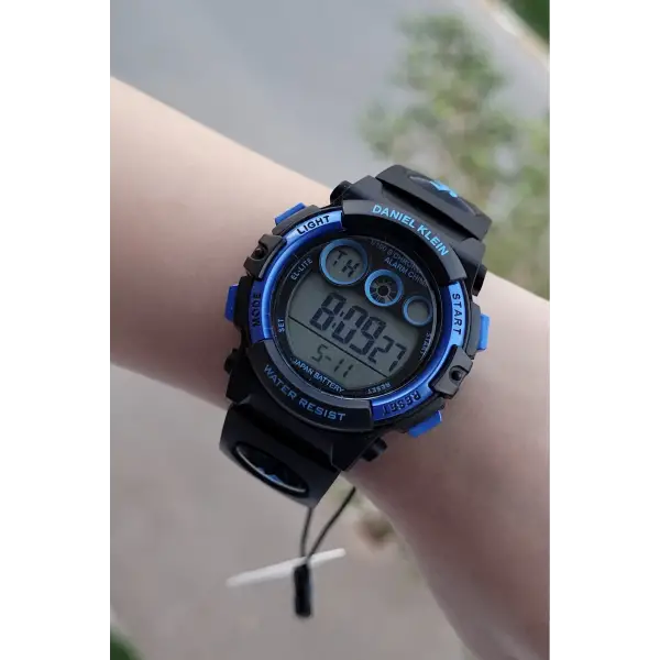 Daniel Klein DKISTE822 Siyah Mavi Renk 6 Farklı Işıklı 5 Atm Çocuk Kol Saati