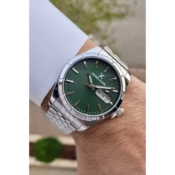Daniel Klein DKISTE845 Kadranı Yeşil Kordonu Gümüş Renk Takvim ve Gün Fonksiyonlu Erkek Kol Saati