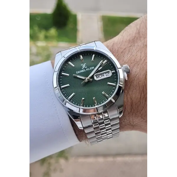 Daniel Klein DKISTE845 Kadranı Yeşil Kordonu Gümüş Renk Takvim ve Gün Fonksiyonlu Erkek Kol Saati