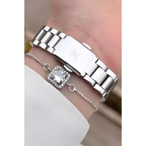 Daniel Klein DKISTE970 Kadranı Mavi Kordonu Gümüş Renk Takvimli Kadın Kol Saati ve Bileklik