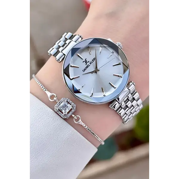 Daniel Klein DKISTE1018 Gümüş Renk Hediye Paketli Kadın Kol Saati ve Bileklik