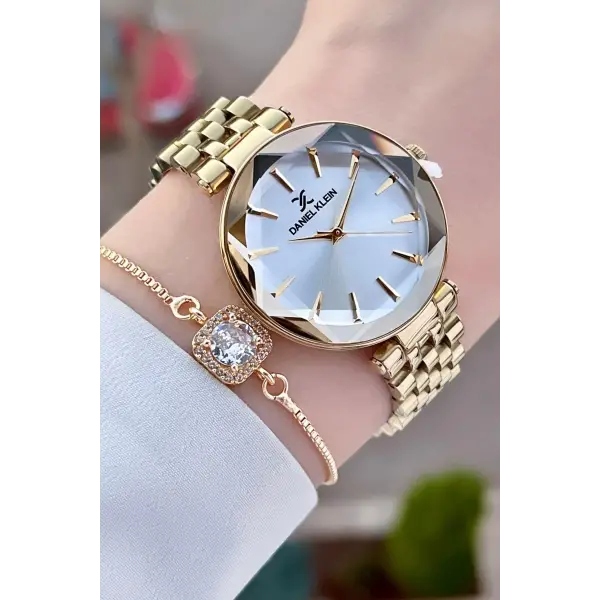 Daniel Klein DKISTE1014 Gold Renk Hediye Paketli Kadın Kol Saati ve Bileklik
