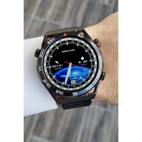 Daniel Klein DKISTE1046 Siyah Renk Pusulalı Barometreli Çift Kordonlu Hediye Paketli Android/ios Uyumlu Akıllı Saat