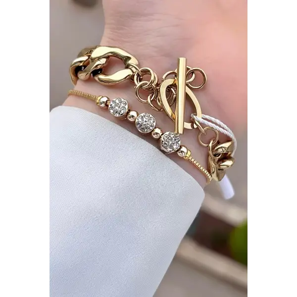 Freelook FLISTE30 Gold Renk Zincirli Hediye Paketli 5 ATM Kadın Kol Saati ve Bileklik