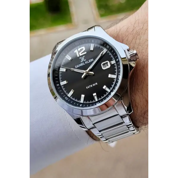 Daniel Klein DKISTE1056 Kadranı Siyah Kordonu Gümüş Renk Hediye Paketli İç Göstergeleri Aktif Erkek Kol Saati